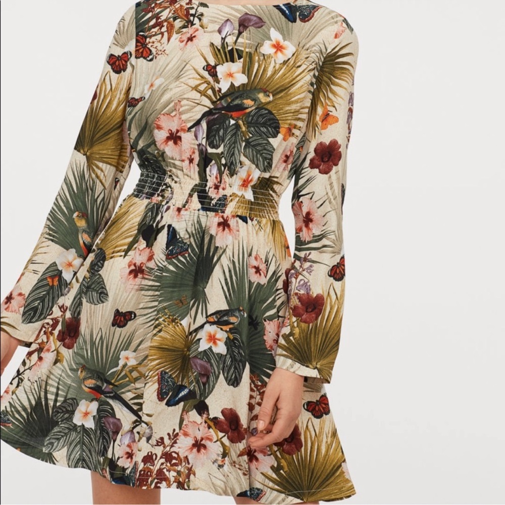 H&M PATTERNED DRESS TROPICAL SAFARI BIRD PALM LEF BUTTERFLY PRINT FLOWER